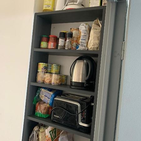 Petit Prix Et Grand Confort A Saint Gilles Les Bains 외부 사진