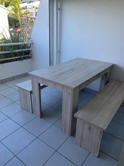Petit Prix Et Grand Confort A Saint Gilles Les Bains 외부 사진